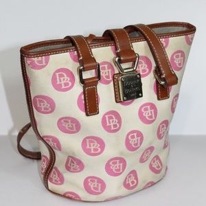 2 FOR $25 Dooney & Bourke Bucket Purse
